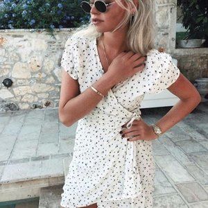 Brandy Melville Robbie Floral Wrap Dress